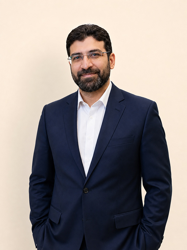 دکتر حسین نامور عارفی